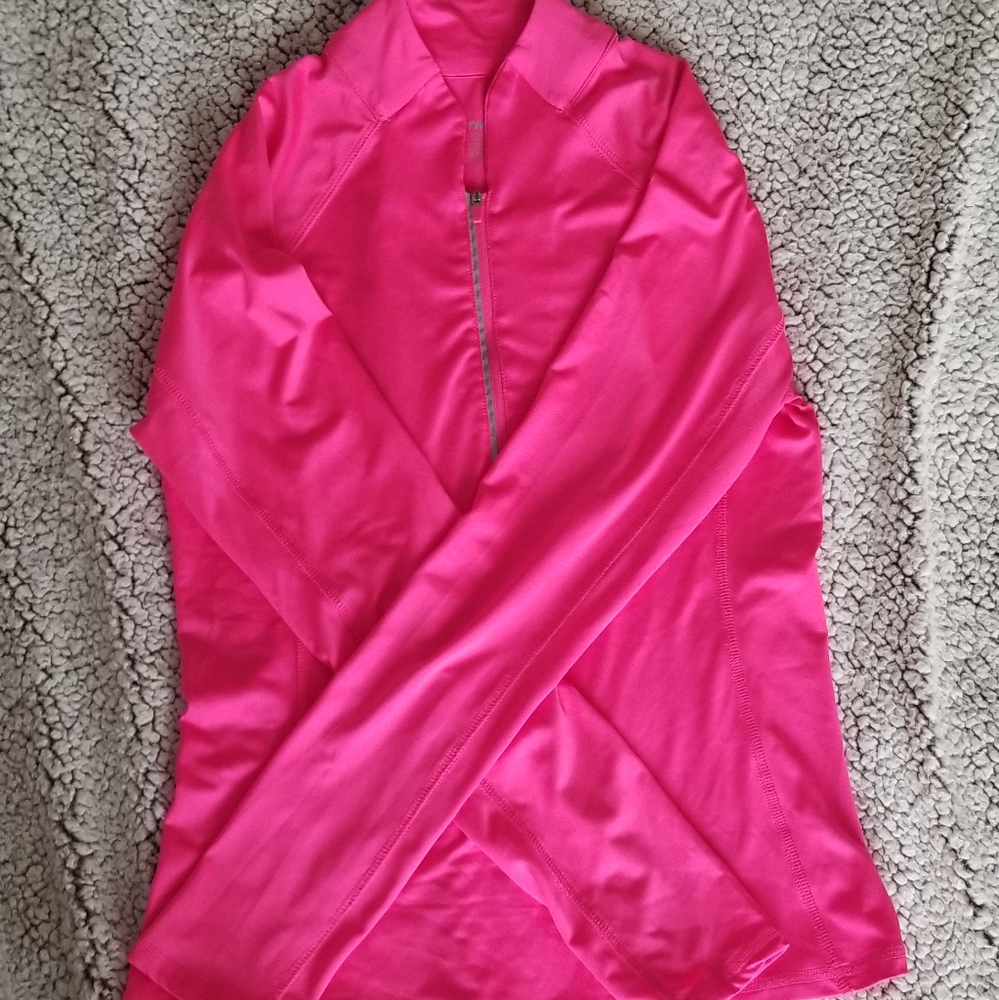 Running long sleeve tee